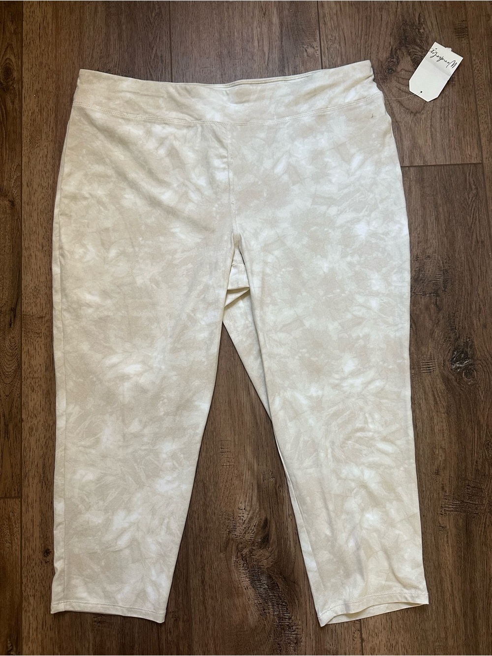 NWT! Women's Capris, Wonderly Studio, Workout, Athleisure, Plus Size, XXL